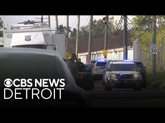 ⁣Off-duty Detroit police officers fatally shot by fellow officers