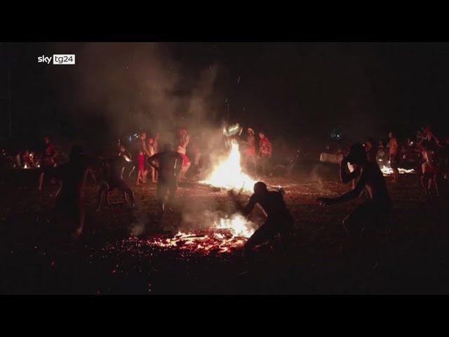 ⁣Venezuela, il baile en candela unisce religione e tradizione