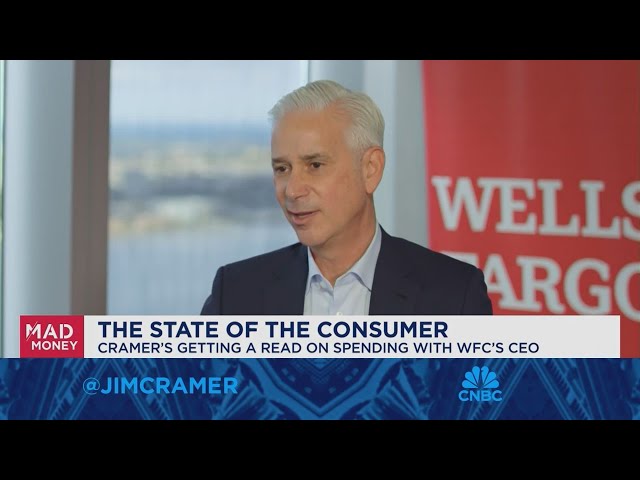 ⁣The consumer has been extremely resilient, spend continues to go up, says Wells Fargo CEO