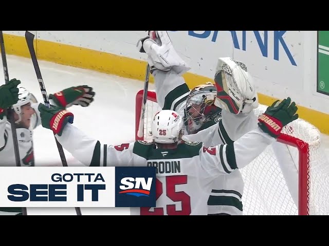 ⁣GOTTA SEE IT: Filip Gustavsson Scores First GOALIE GOAL In Wild History