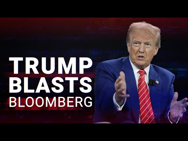 ⁣Crowds roar as Donald Trump destroys Bloomberg host during live interview in Chicago