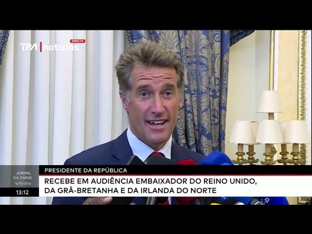 ⁣Presidente da República - Recebe em audiência embaixador do Reino Unido, da Grã-Bretanha.....