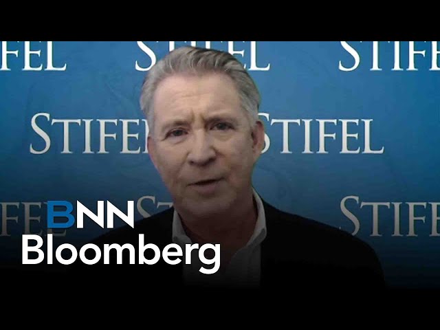 ⁣S&P 500 to rise 10% before plunging to 26% in 2025: Stifel