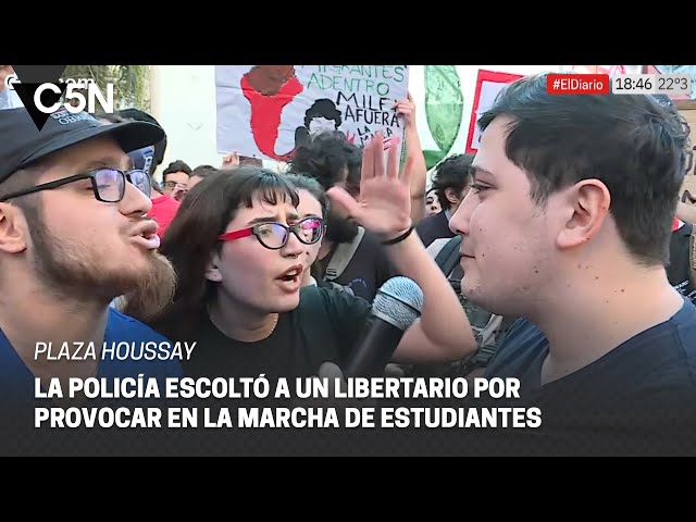 ⁣Un INFLUENCER LIBERTARIO fue a PROVOCAR a una MARCHA de ESTUDIANTES y fue ESCOLTADO por la POLICÍA