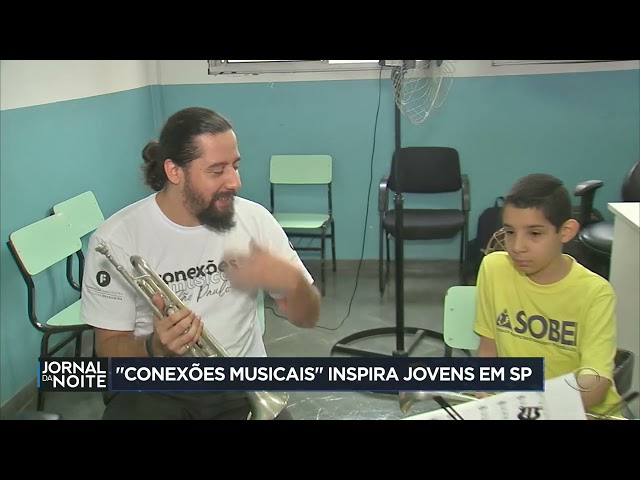 ⁣"Conexões musicais" inspira jovens de projeto social em SP