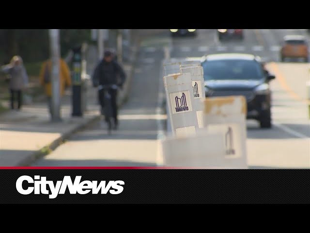 ⁣Bike advocates ride against provincial legislation to limit bike lanes