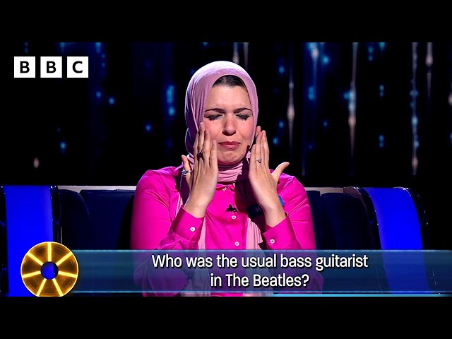 ⁣Hala finds out if she's won £21,500 on The Wheel - BBC