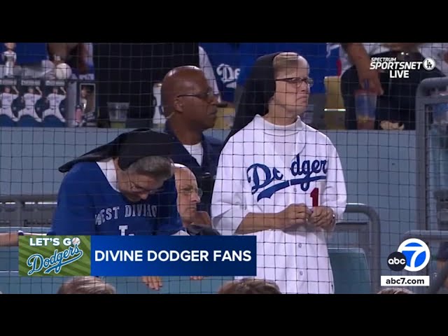 ⁣Nuns that went viral in 2018 at Dodger game pray for another World Series win