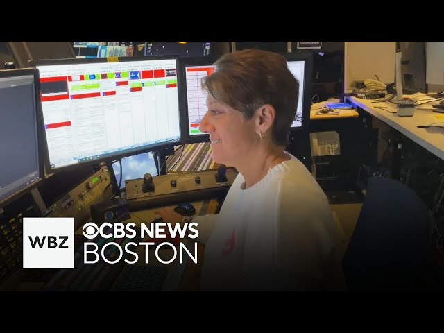 ⁣Director Lisa Bumbaca celebrates 35 years at WBZ