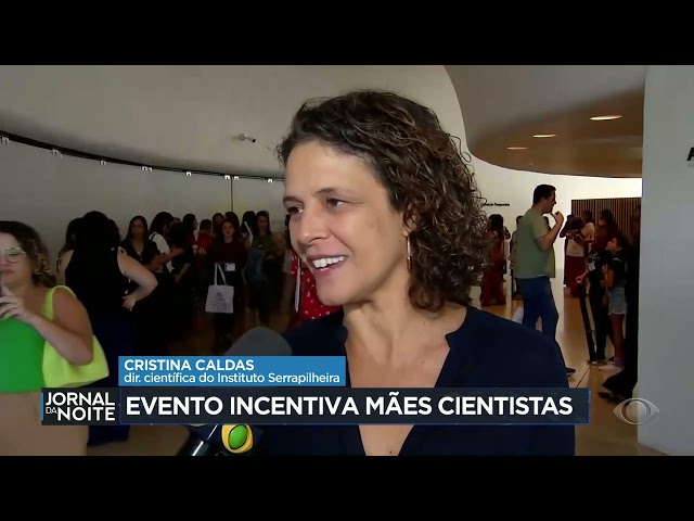 ⁣Evento no Rio incentiva mães cientistas