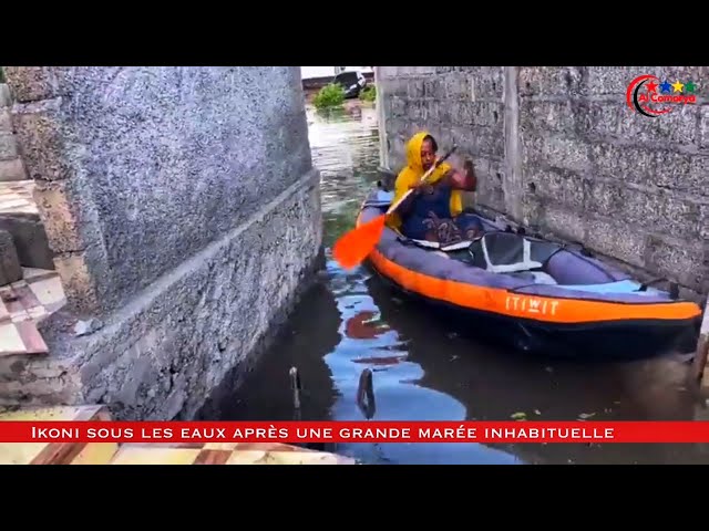 ⁣Inondations à Ikoni, la grandes marée a provoqué une submersion marine qui a fait des dégâts