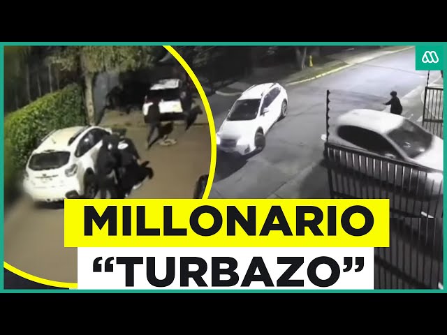 ⁣“Turbazo” en domicilio de Peñalolén: Rompieron panderetas y tiraron abajo portones con vehículos