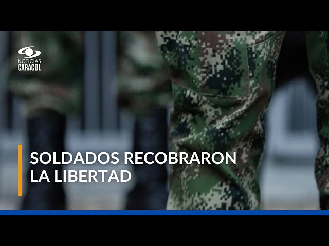 ⁣Liberan a los 60 militares que permanecían retenidos por campesinos en el Micay