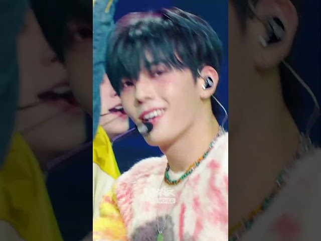 ⁣Rush of Joy - WHIB #Rush_of_Joy #WHIB #휘브 #Shorts #MusicBank | KBS WORLD TV