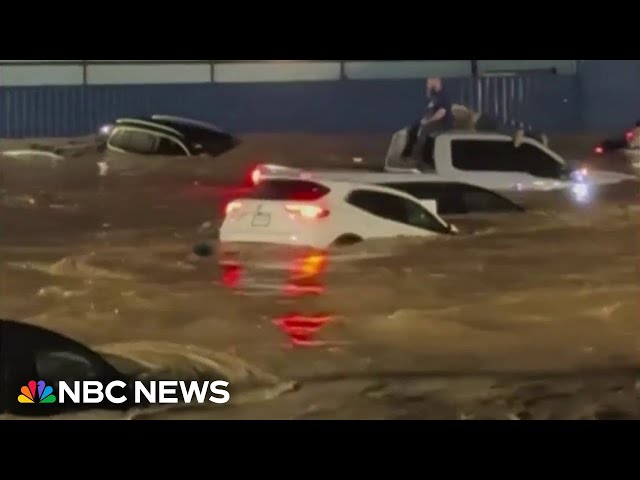 ⁣At least 2 dead, hundreds rescued after severe flash flooding in New Mexico