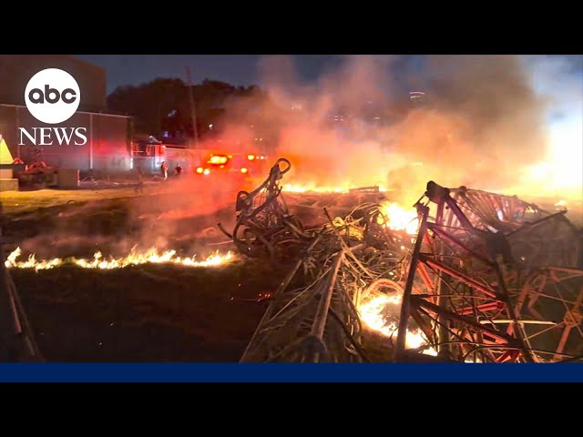 ⁣4 dead, including a child, after helicopter crashes into Houston radio tower: Police