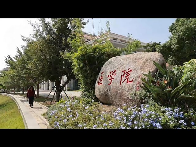 ⁣GLOBALink | Indian student amazed by China's medical advancement