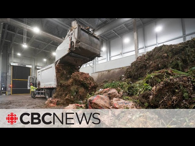 ⁣Inside Montreal’s first composting plant