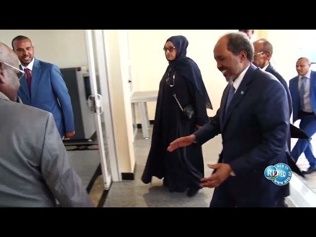 ⁣Départ du president Somalien Hassan Sheikh Mahamoud vers Nairobi, capitale de Kenya.