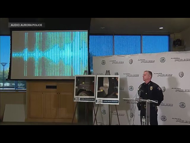 ⁣Aurora police chief says 18-year-old suspect held mother hostage, fired at officers