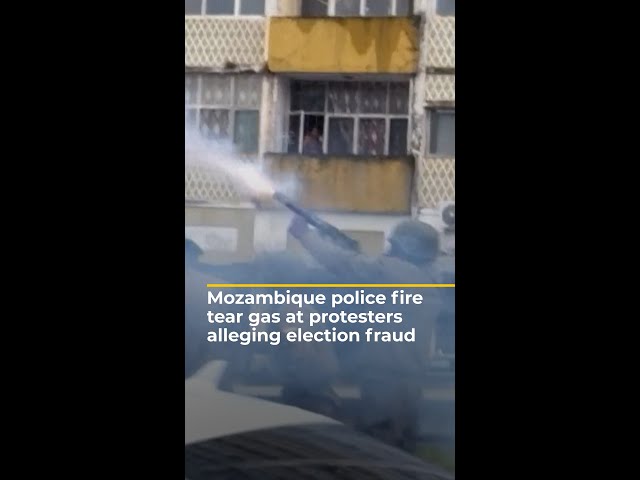 ⁣Mozambique police crack down on protesters alleging election fraud | AJ #shorts