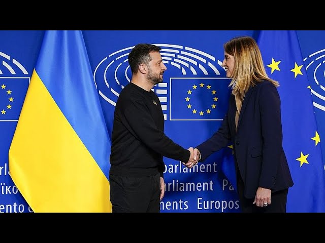 ⁣MEPs approve €35 billion loan for Ukraine with some far-right support