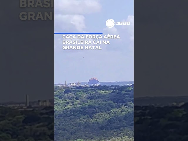 ⁣Caça da Força Aérea Brasileira cai na região da Grande Natal, no RN.  #RecordNews