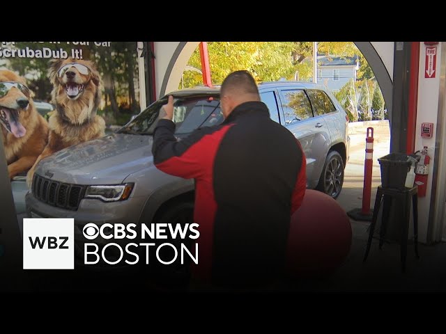 ⁣Charity car wash leaves your car smelling of pumpkin spice