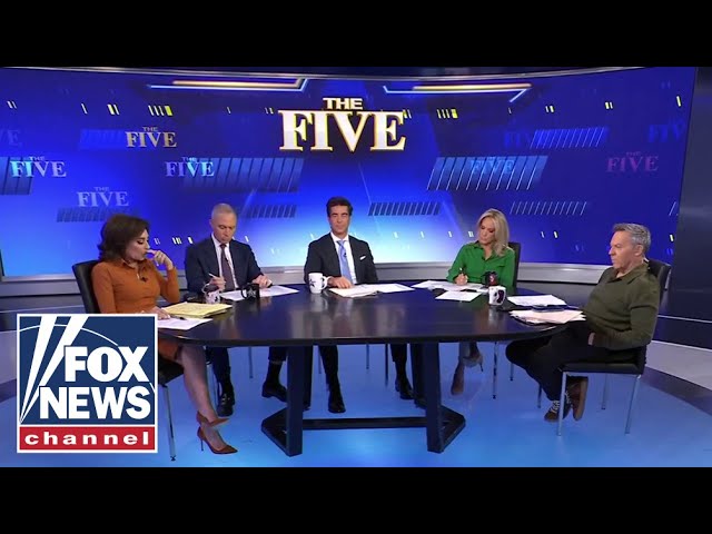 ⁣'The Five': Trump pledges to bring back the American dream