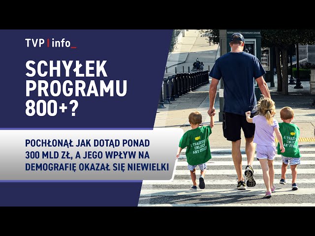 ⁣Schyłek programu 800+? Rząd ogłasza klęskę, PiS zarzuca fałszowanie danych