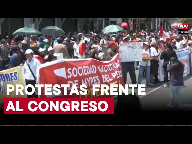 ⁣Paro de transportistas: gremios protestan frente al Congreso