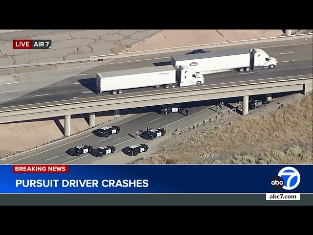 ⁣LAPD pursuit ends in deadly crash in north L.A. County