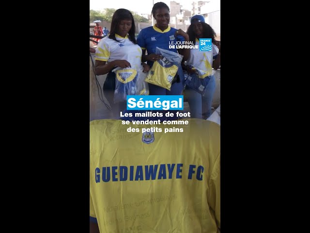 ⁣ Sénégal : les maillots de foot se vendent comme des petits pains • FRANCE 24