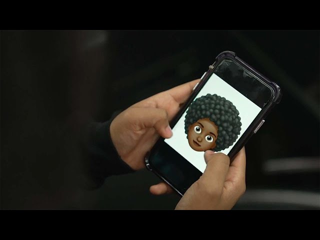 ⁣Designers push for Black hairstyle emojis