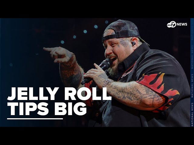 ⁣Jelly Roll treats Little fans to fried chicken, leaves huge tip before concert