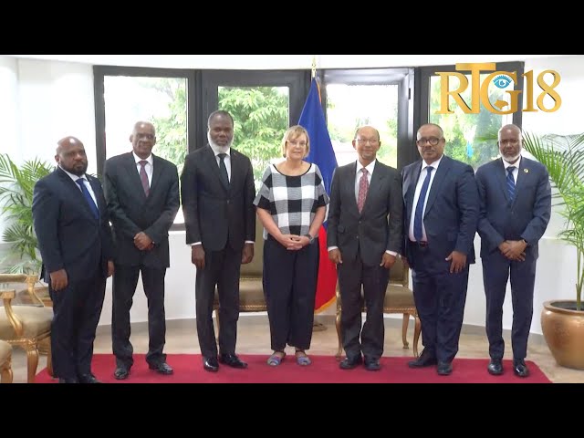 ⁣Prezidan KPT a resevwa nouvo anbasadè Suisse akredite an Ayiti a Rita Hämmerli-Weshke