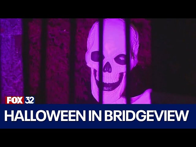 ⁣"Roeback's Nightmare" Halloween display open in Bridgeview