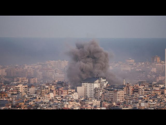 ⁣لبنان: شهر من الغارات الإسرائيلية والشعب اللبناني يواجه أسوأ أزمة إنسانية • فرانس 24 / FRANCE 24