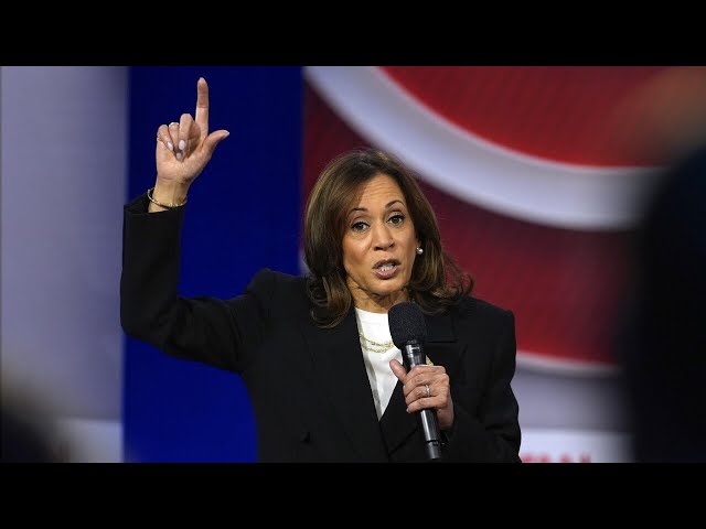 ⁣Kamala Harris ‘bumbled’ and ‘blustered’ her way through CNN Town Hall