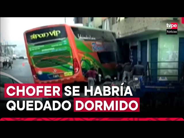 ⁣Chimbote: bus se empotra contra vivienda tras chocar con auto