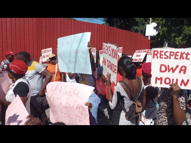 ⁣Sit-in nan gen Yon lè poul komanse on lè poul fini