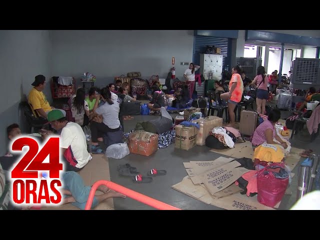 ⁣Ilang pasahero sa PITX, 5-araw nang stranded; 80 biyahe ang kanselado pa rin dahil sa... | 24 Oras