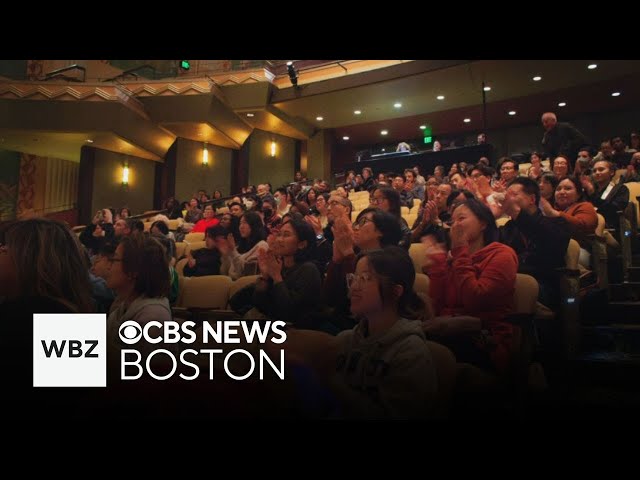 ⁣Students meet author of "Interior Chinatown" during Boston Asian American Film Festival