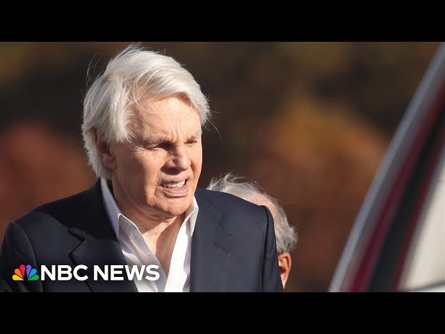 ⁣Former Abercrombie & Fitch CEO Mike Jeffries pleads not guilty to sex trafficking charges