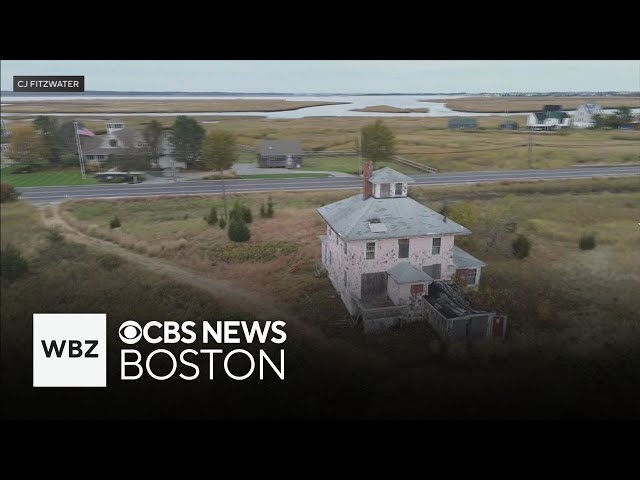 ⁣Anonymous donor gives $1 million to try and save Pink House in Newbury