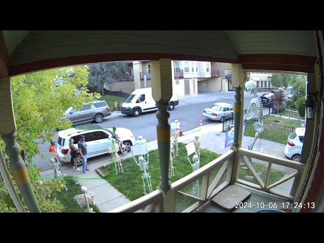 ⁣Man destroys Halloween display in Denver neighborhood