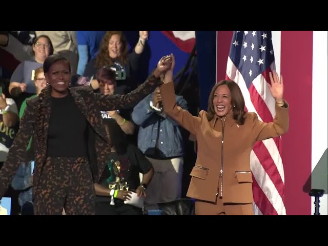 ⁣Kamala Harris and Michelle Obama campaign in Kalamazoo