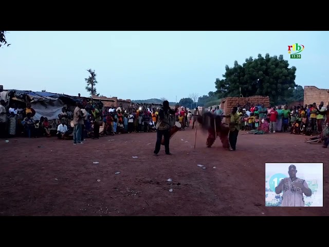 ⁣Une semaine à Bagassi : zoom sur la danse traditionnelle, exécutée par les masques lors des rituels