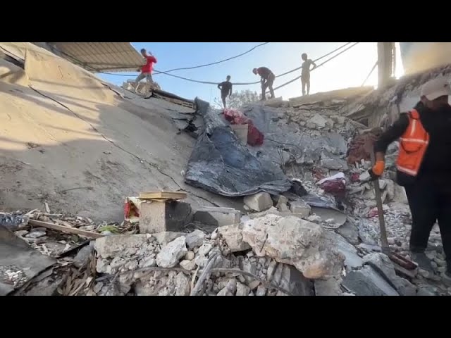 ⁣Más de 30 muertos en nuevos ataques israelíes en el norte de Gaza mientras Egipto propone una t…