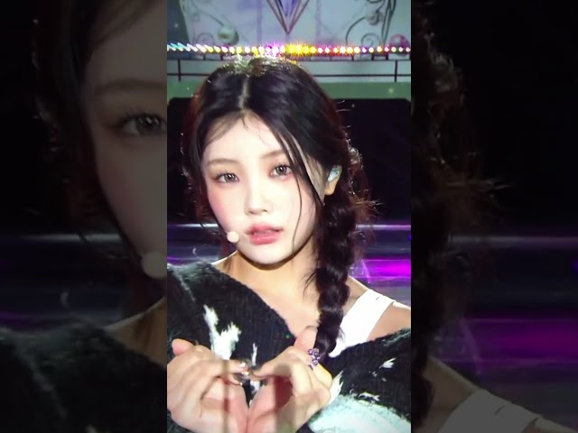 ⁣Cherish (My Love) - ILLIT #Cherish #ILLIT #アイリット #아일릿 #Shorts #MusicBank | KBS WORLD TV